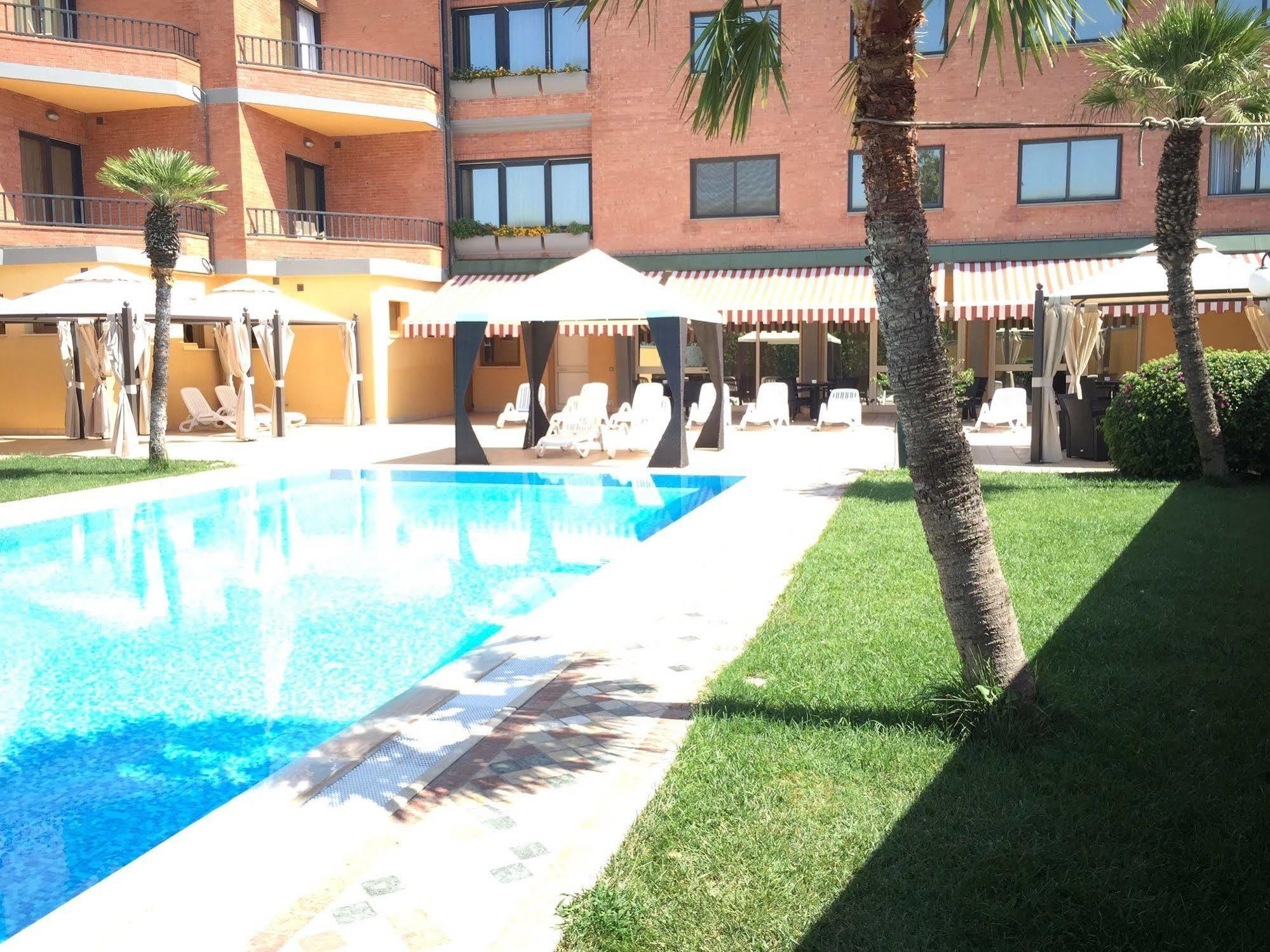 Hotel Grillo Assemini Exterior photo